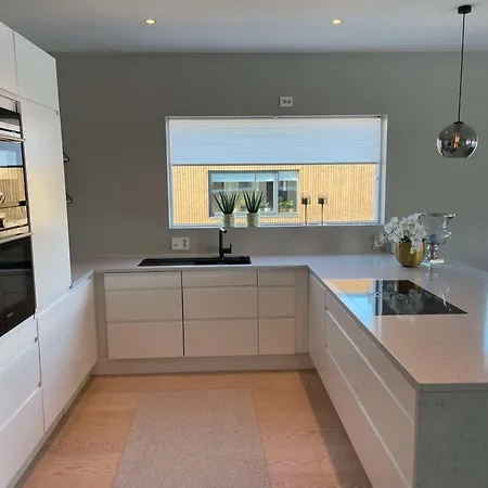 Med Hoy Standard Og Fantastisk Havutsikt