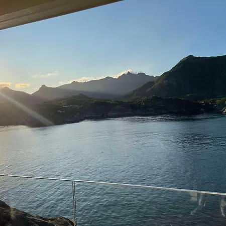 Med Hoy Standard Og Fantastisk Havutsikt