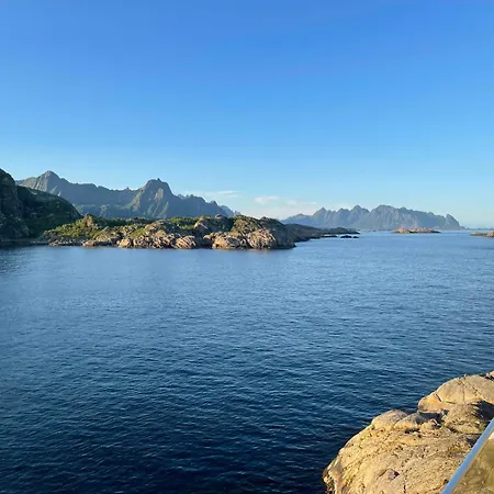 Appartement Med Hoy Standard Og Fantastisk Havutsikt Kabelvåg